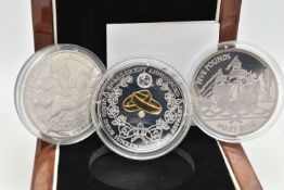 A GROUP OF THREE SILVER PROOF COINS TO INCLUDE, a boxed William/Catherine Gold accented and
