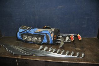 A PING GOLF BAG CONTAINING PING AND CALLAWAY CLUBS including IST-K irons (3,4,5,6,7,8,9,W) a Zing 1,