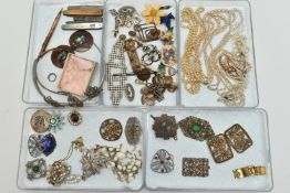 AN ASSORTMENT OF JEWELLERY AND OTHER ITEMS, to include a selection of brooches, necklaces,