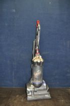 A DYSON DC27 UPRIGHT VACUUM CLEANER (PAT pass and working)