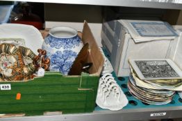 ONE BOX OF CERAMICS AND COLLECTOR'S PLATES, to include a majolica trefoil, a domed top Wedgwood