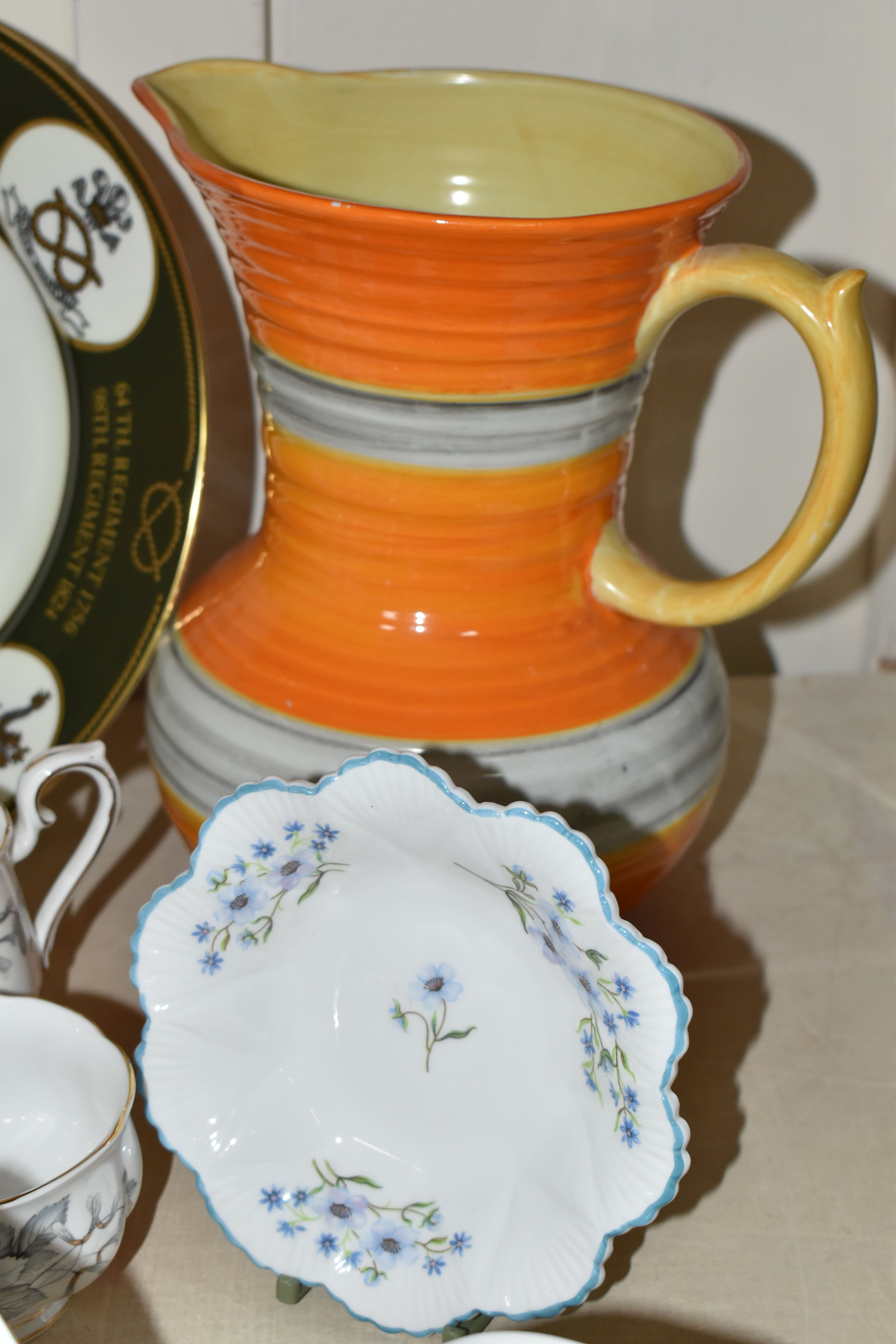 A COLLECTION OF CERAMICS, to include a large orange and grey Shelley jug, height 23cm, a Royal - Image 3 of 9