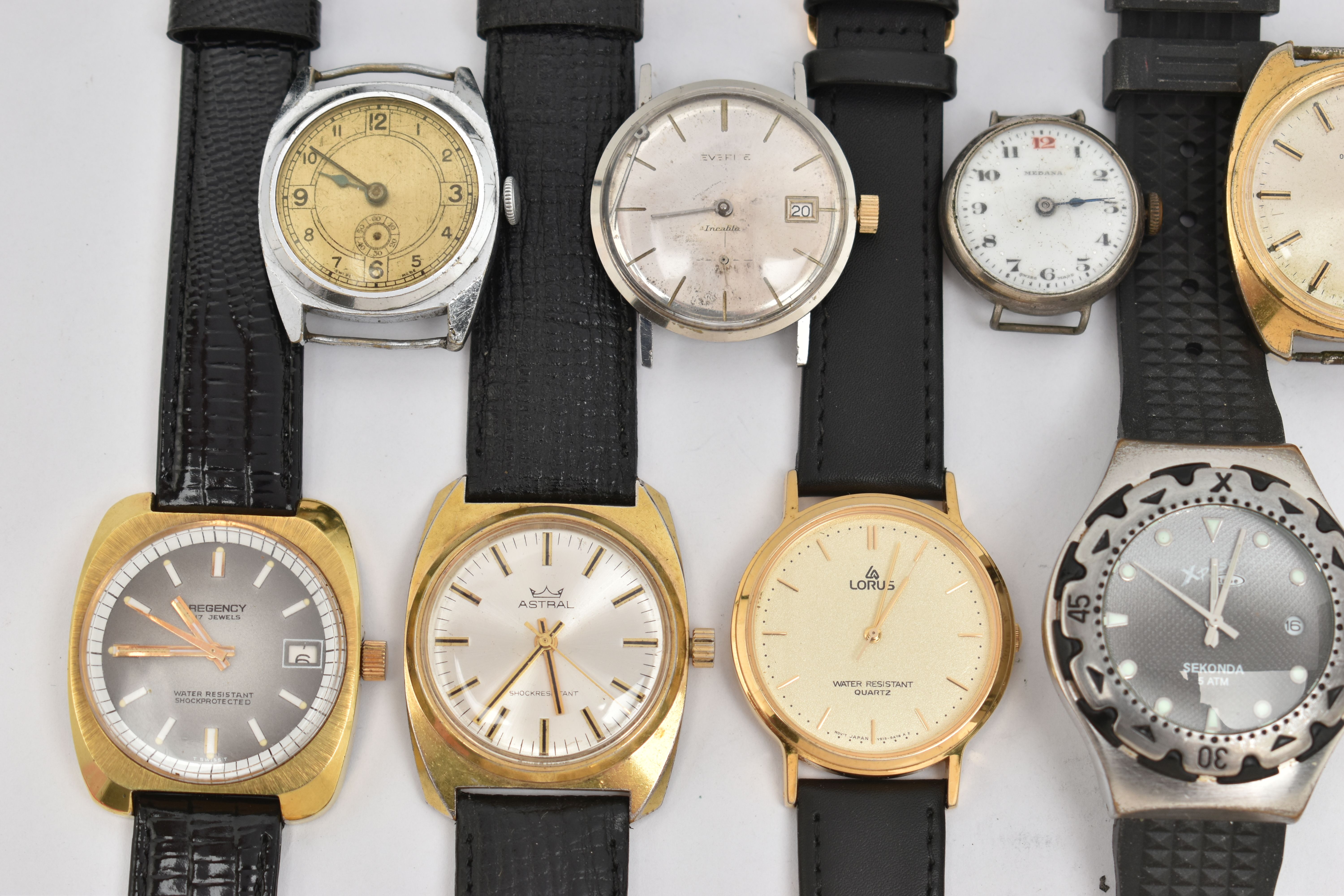 A SELECTION OF WRISTWATCHES, mostly gents watches with names to include 'Sekonda Expose' with rubber - Image 2 of 5