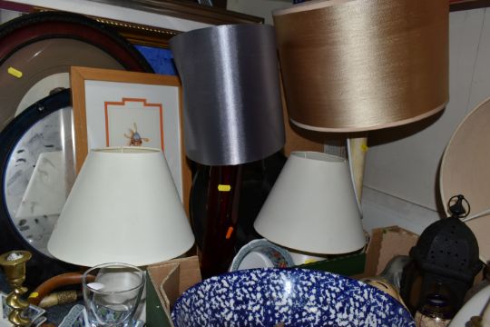 A BOX AND LOOSE CERAMICS, PICTURES, LAMPS AND SUNDRY ITEMS, to include Honiton pottery animal - Image 7 of 11