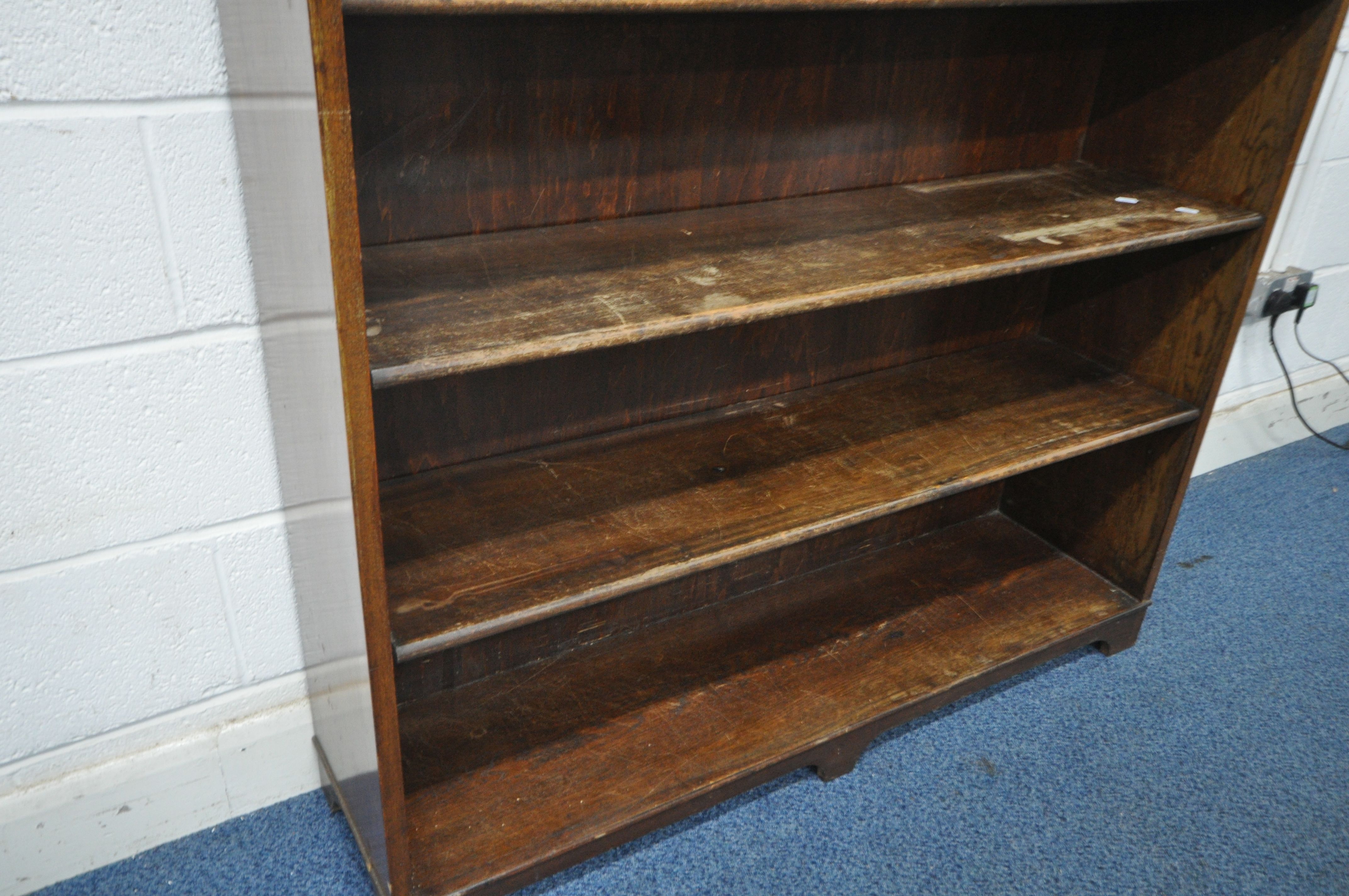 A 20TH CENTURY OAK FIVE TIER OPEN BOOKCASE, with a raised back, width 122cm x depth 31cm x height - Image 3 of 3