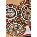 TWO ROYAL CROWN DERBY IMARI LIMITED EDITION CHRISTMAS PLATES AND A ROYAL CROWN DERBY 1128 IMARI