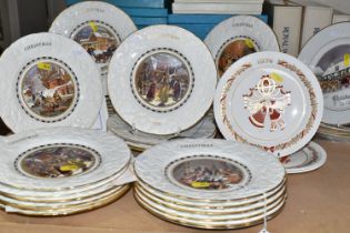 A LARGE QUANTITY OF COALPORT COLLECTOR'S PLATES, comprising a set of twelve Christmas plates 1976 '