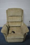 A RESTWELL GREEN UPHOLSTERED ELECTRIC RISE AND RECLINE ARMCHAIR (condition report: PAT pass and