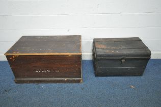 AN EARLY 20TH CENTURY STAINED PINE BLANKET CHEST, with a hinged lid and twin iron handles, width