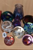 A CAITHNESS GLASS POSY VASE AND EIGHT ASSORTED MODERN GLASS PAPERWEIGHTS, including Langham Glass