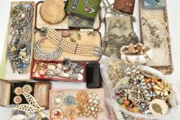 A SELECTION OF COSTUME JEWELLERY, to include an early 20th century rolled gold locket with floral