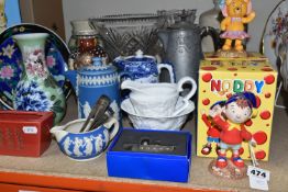 A GROUP OF CERAMICS, GLASS AND METAL WARES, to include boxed Royal Worcester Noddy and Tessie Bear