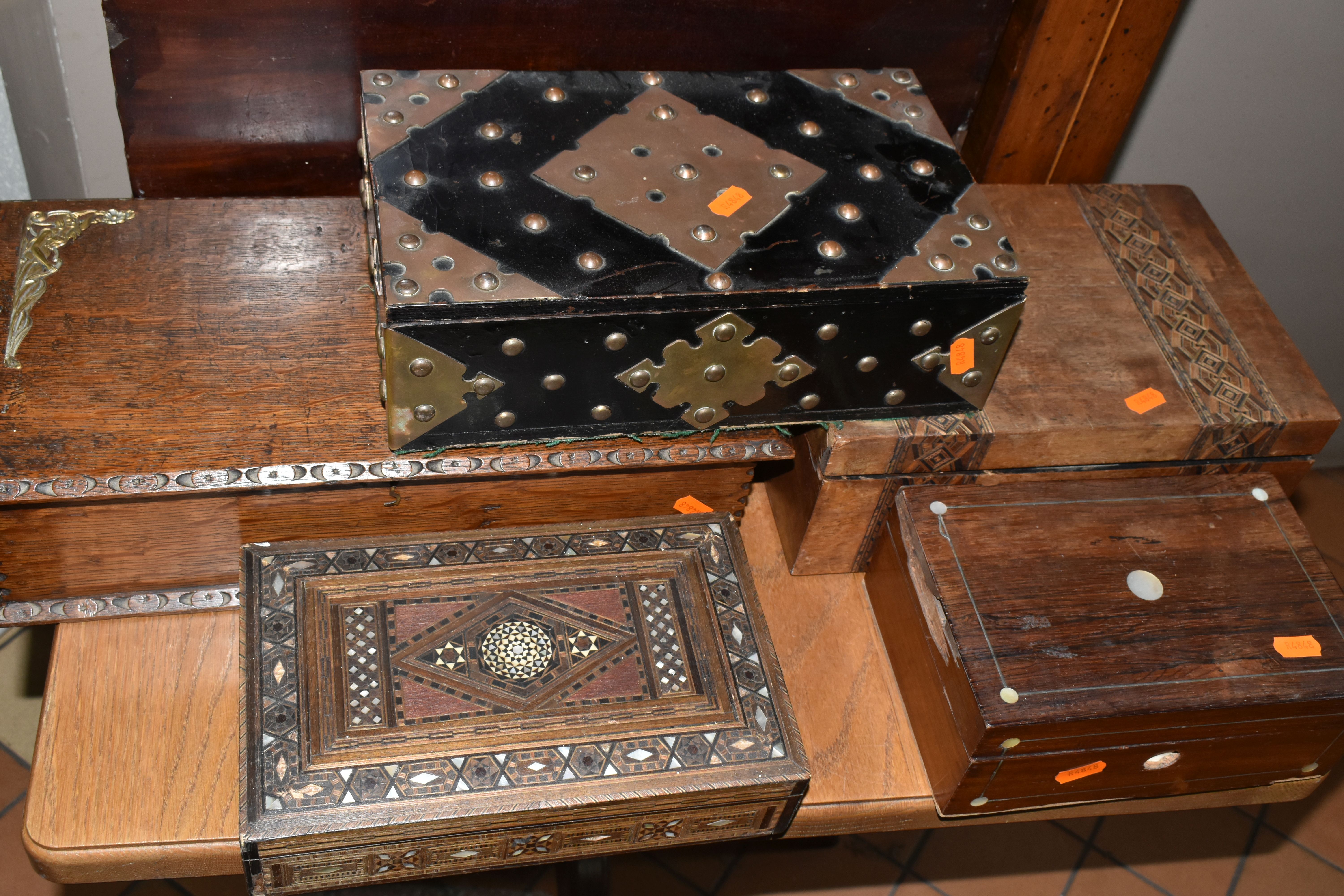 A GROUP OF WOODEN BOXES, to include a black lacquered box with brass mounts and studded details, - Image 2 of 7