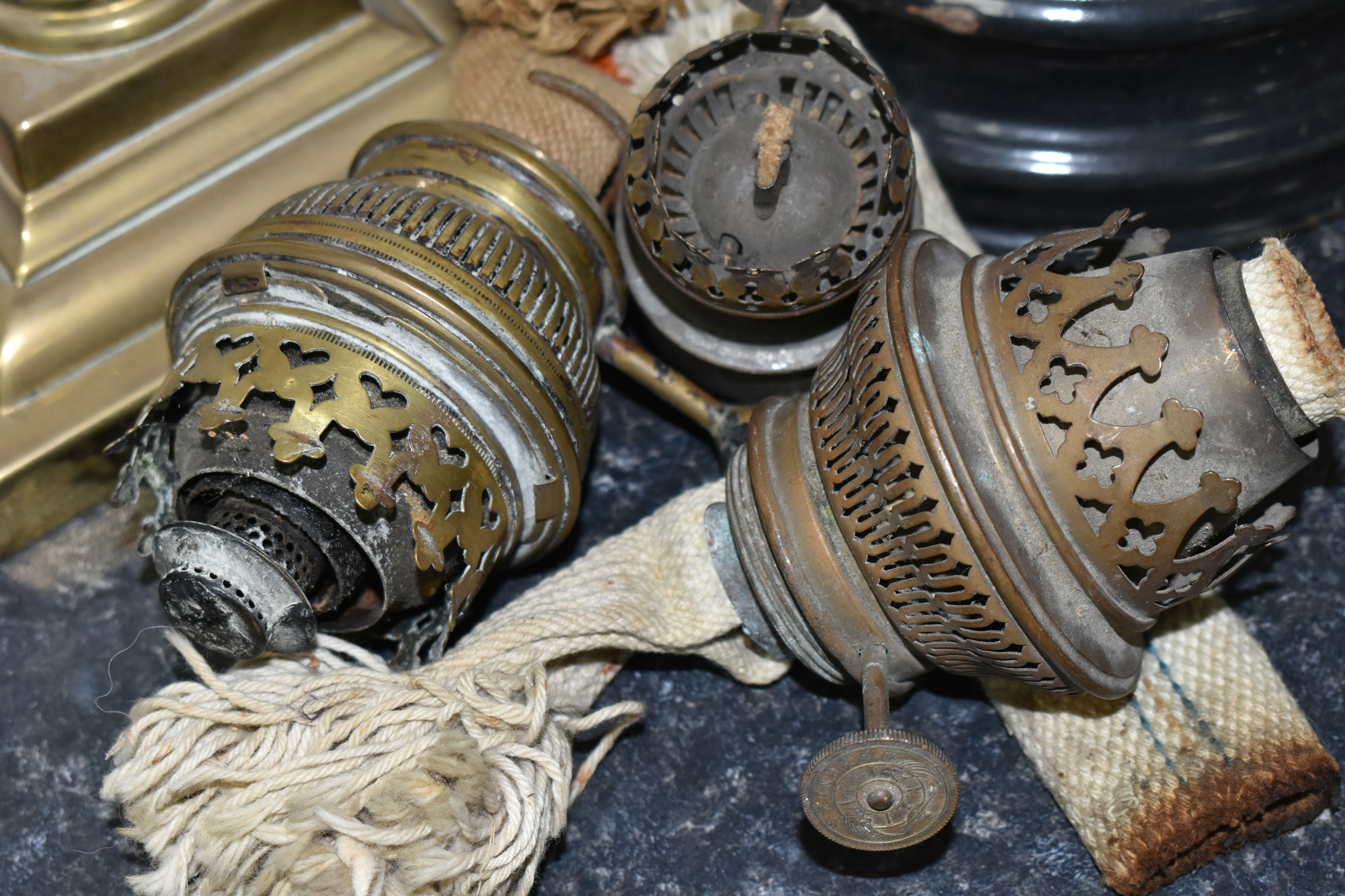 TWO VICTORIAN OIL LAMPS AND THREE SPARE BURNERS, comprising three brass oil lamp burners complete - Image 5 of 7