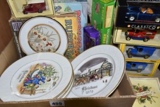 ONE BOX OF COLLECTABLE MODEL CARS AND SUNDRY ITEMS, to include a pair of Staffordshire dogs, a