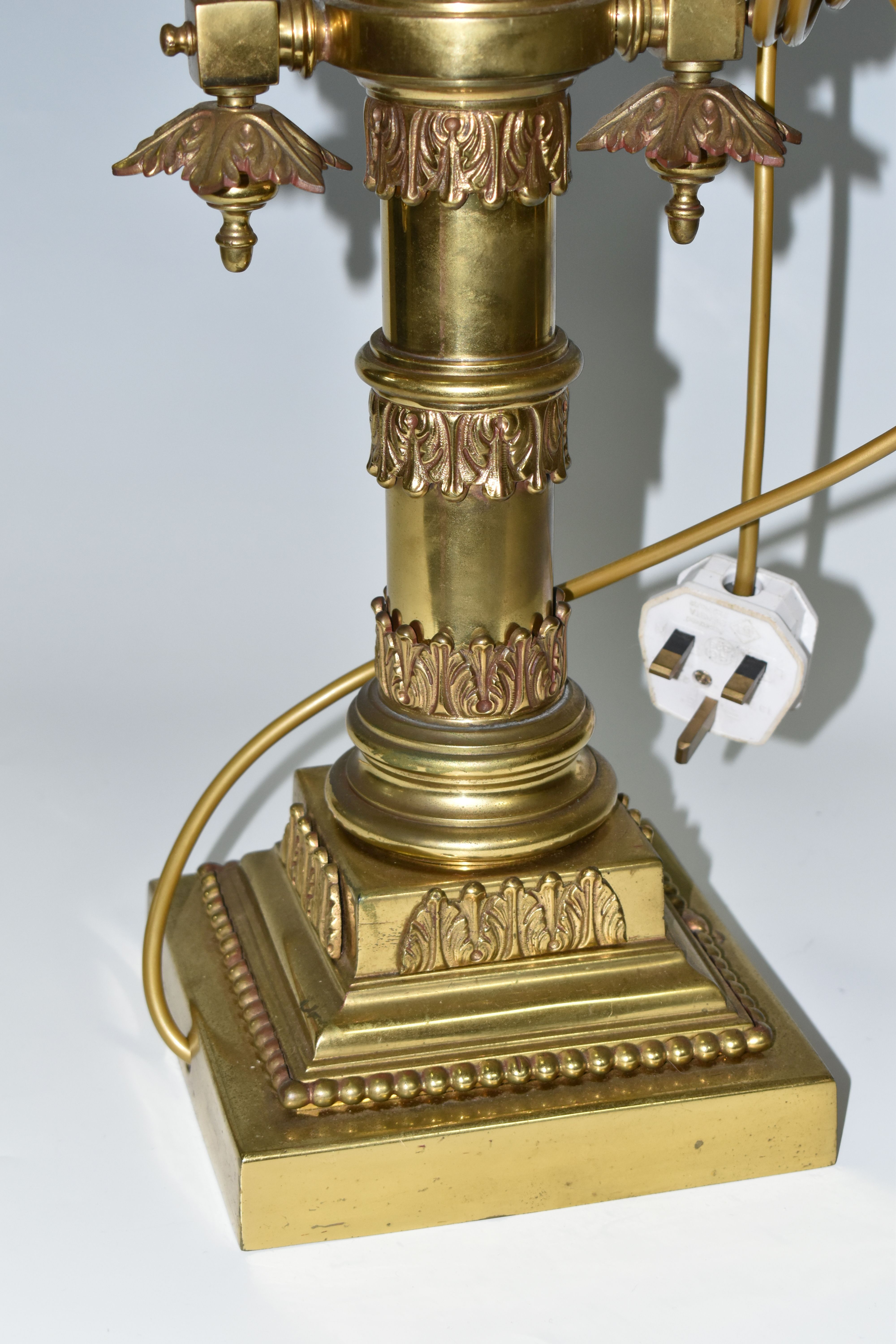 A LARGE BRASS FIGURAL TABLE LAMP, with three bulb fittings at the top, brass gimble and two flame - Image 3 of 10