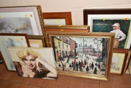 A QUANTITY OF DECORATIVE PRINTS ETC, to include an open edition L.S. Lowry print 'A Procession',