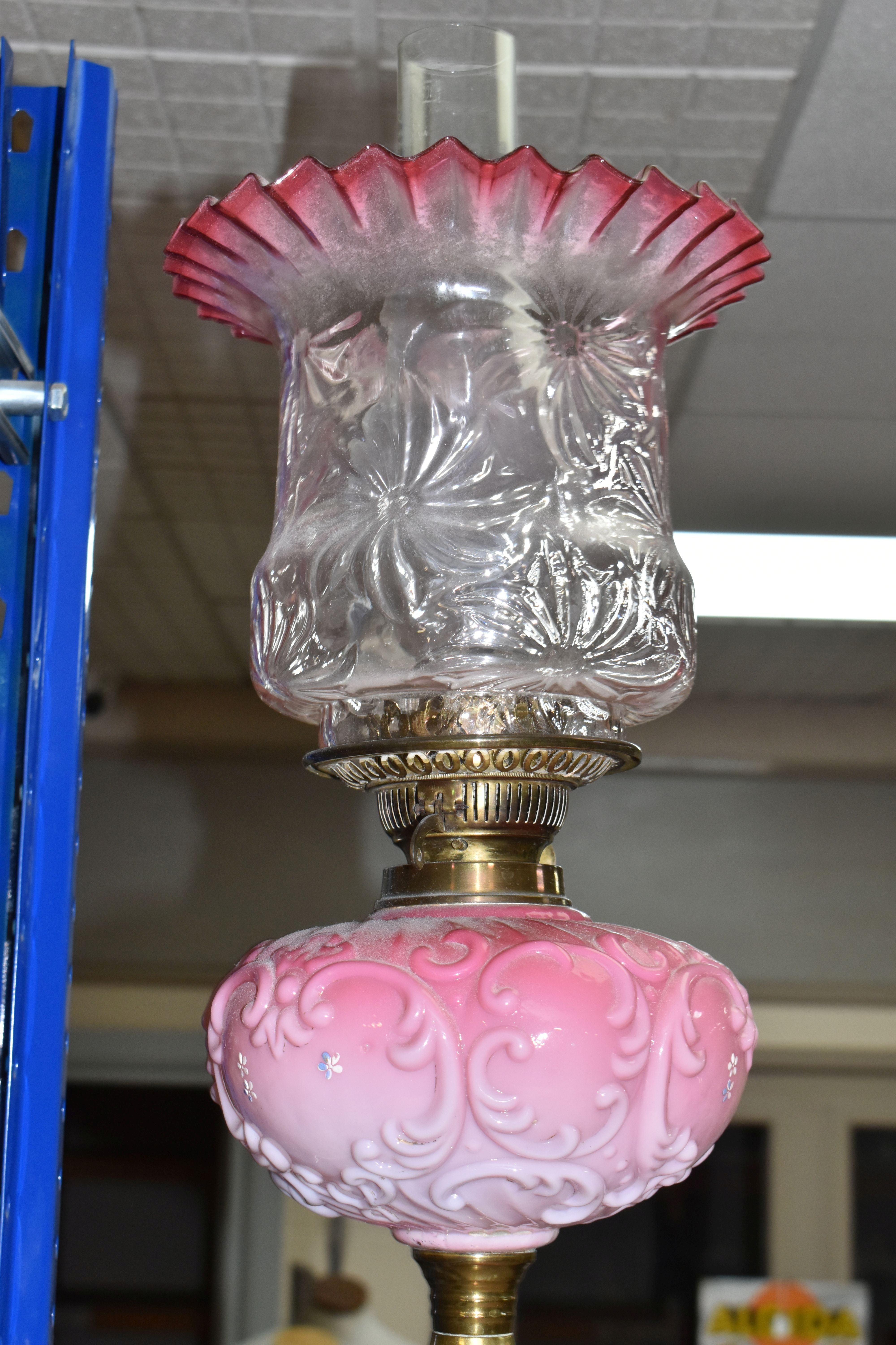 A TALL VICTORIAN BRASS OIL LAMP, with a pink glass reservoir, clear to cranberry frilled shade, - Image 6 of 7