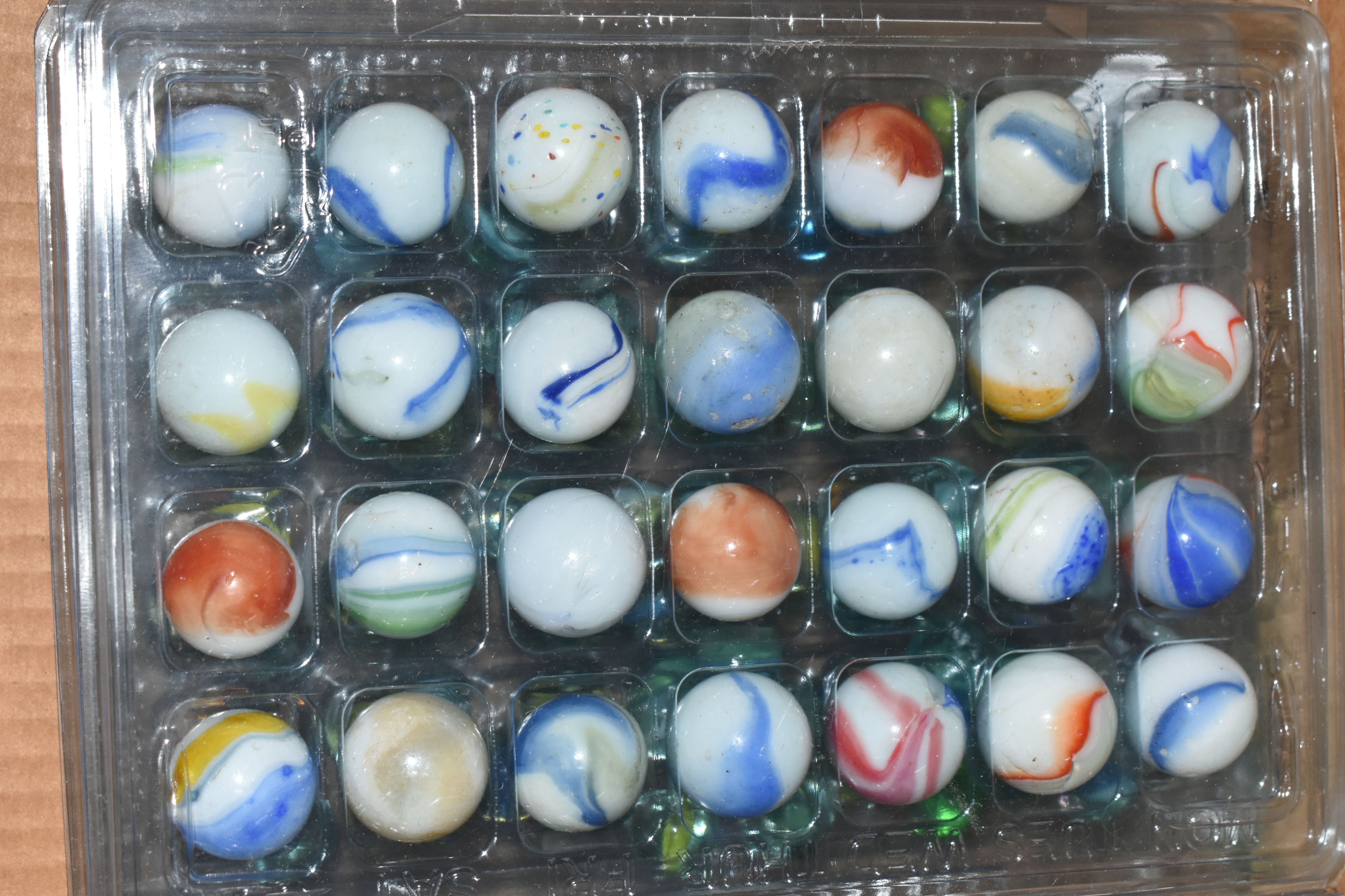 A COLLECTION OF ASSORTED MARBLES, various types and sizes, to include swirls, opaques, clears, - Image 6 of 14