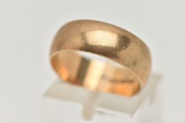 A 9CT GOLD BAND RING, a wide polished yellow gold band ring, approximate width 7mm, hallmarked 9ct
