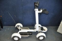 A 'GOLF SKATE CADDY' ELECTRIC GOLF BIKE with one key, one fob, one battery and one charger (PAT pass