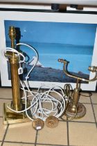 TWO TABLE LAMPS, TWO BRONZE MEDALLIONS AND A PICTURE, comprising a modern brass table lamp, a