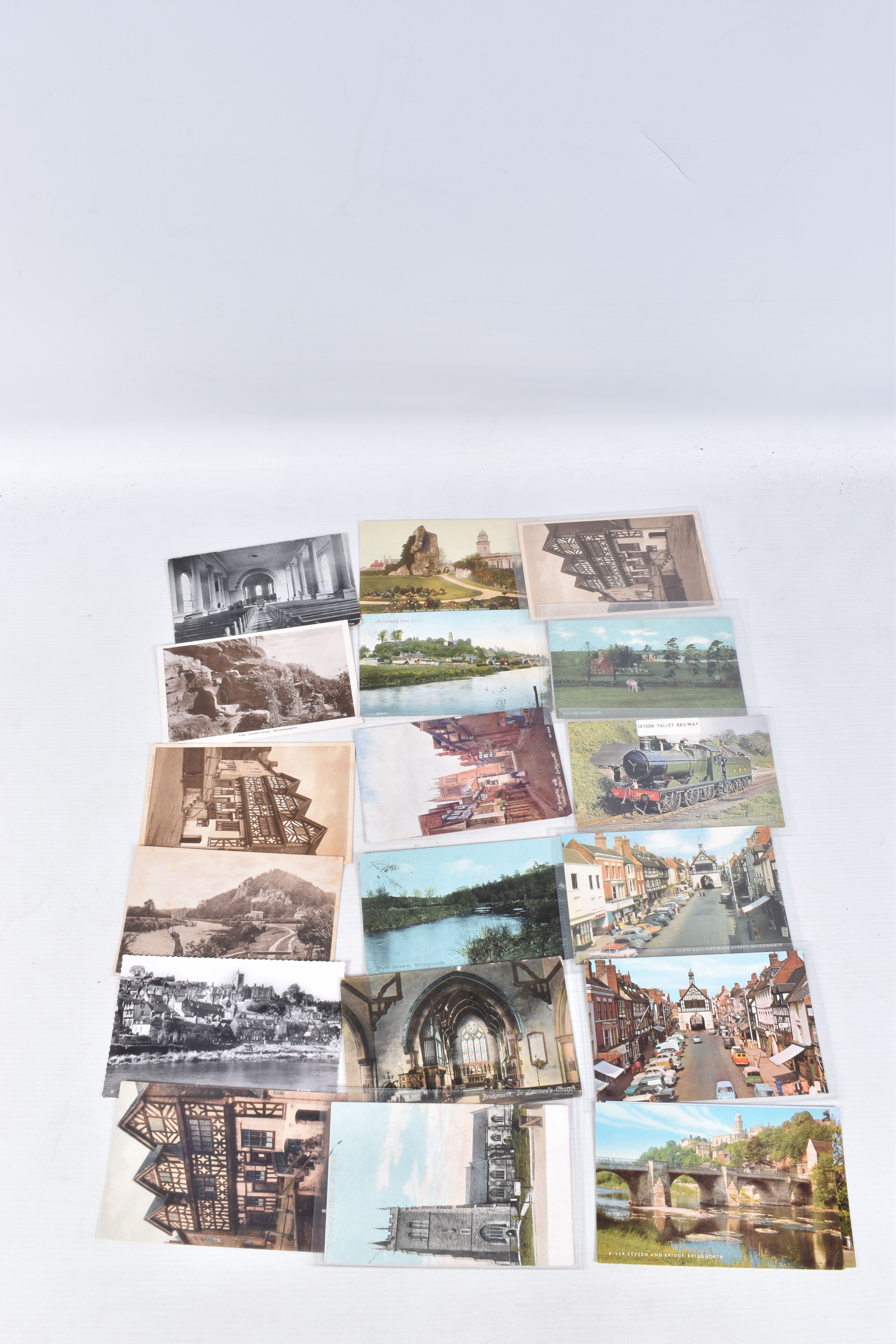 A LARGE COLLECTION OF POSTCARDS, approximately 750 to include Borrowdale, Borwich, Bosbury, Boscobel - Image 8 of 11