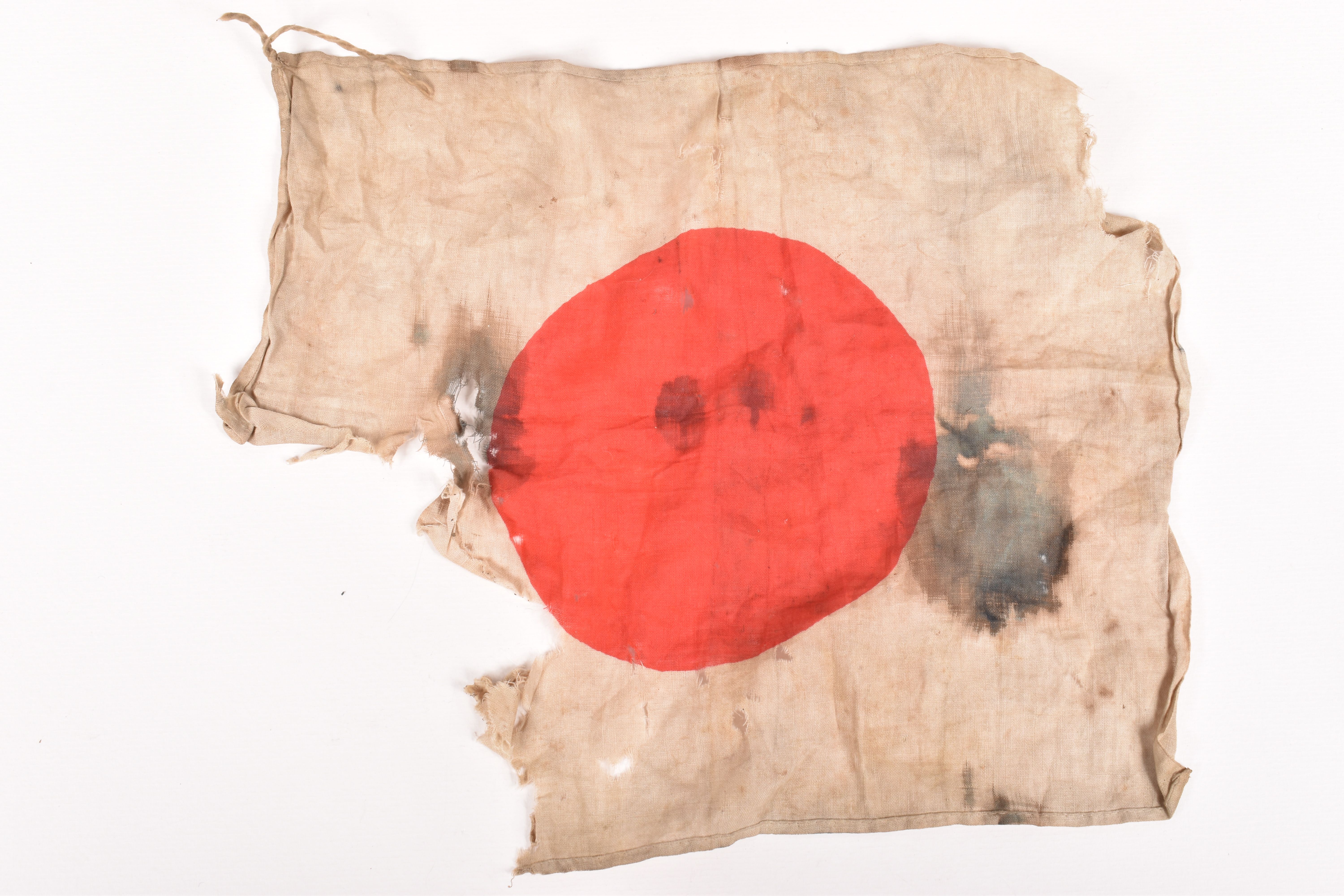 A WWII ERA SMALL JAPANESE FLAG AND A GERMAN BELT BUCKLE, the flag is distressed and the vendor - Image 2 of 6