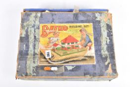 A BOXED BAYKO BUILDING SET No.3, contents not checked but appears reasonably complete, with plan