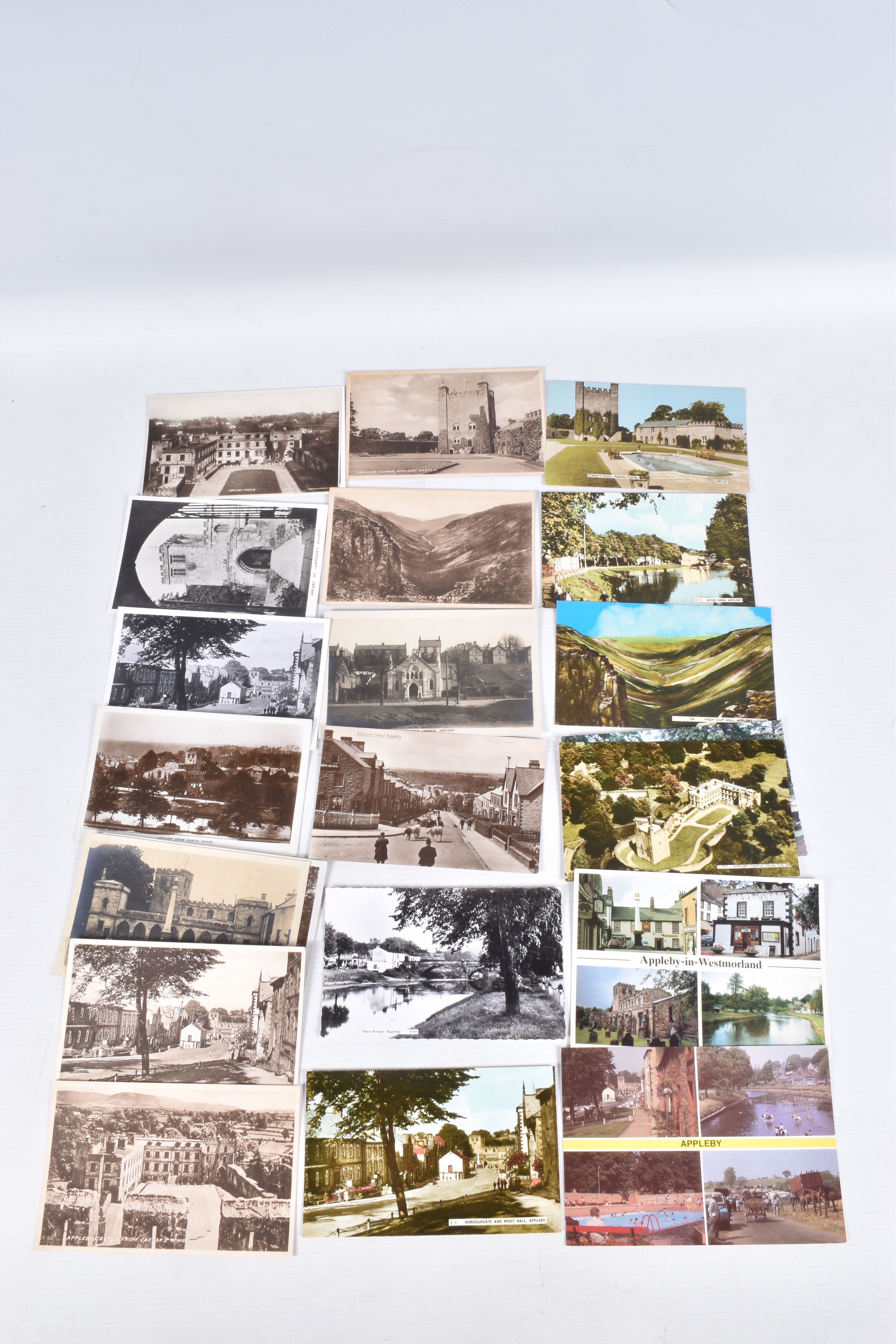 A LARGE COLLECTION OF POSTCARDS, approximatley 750 to include Abbeydale, Abbot Hall, Alberford, Aby, - Image 8 of 13