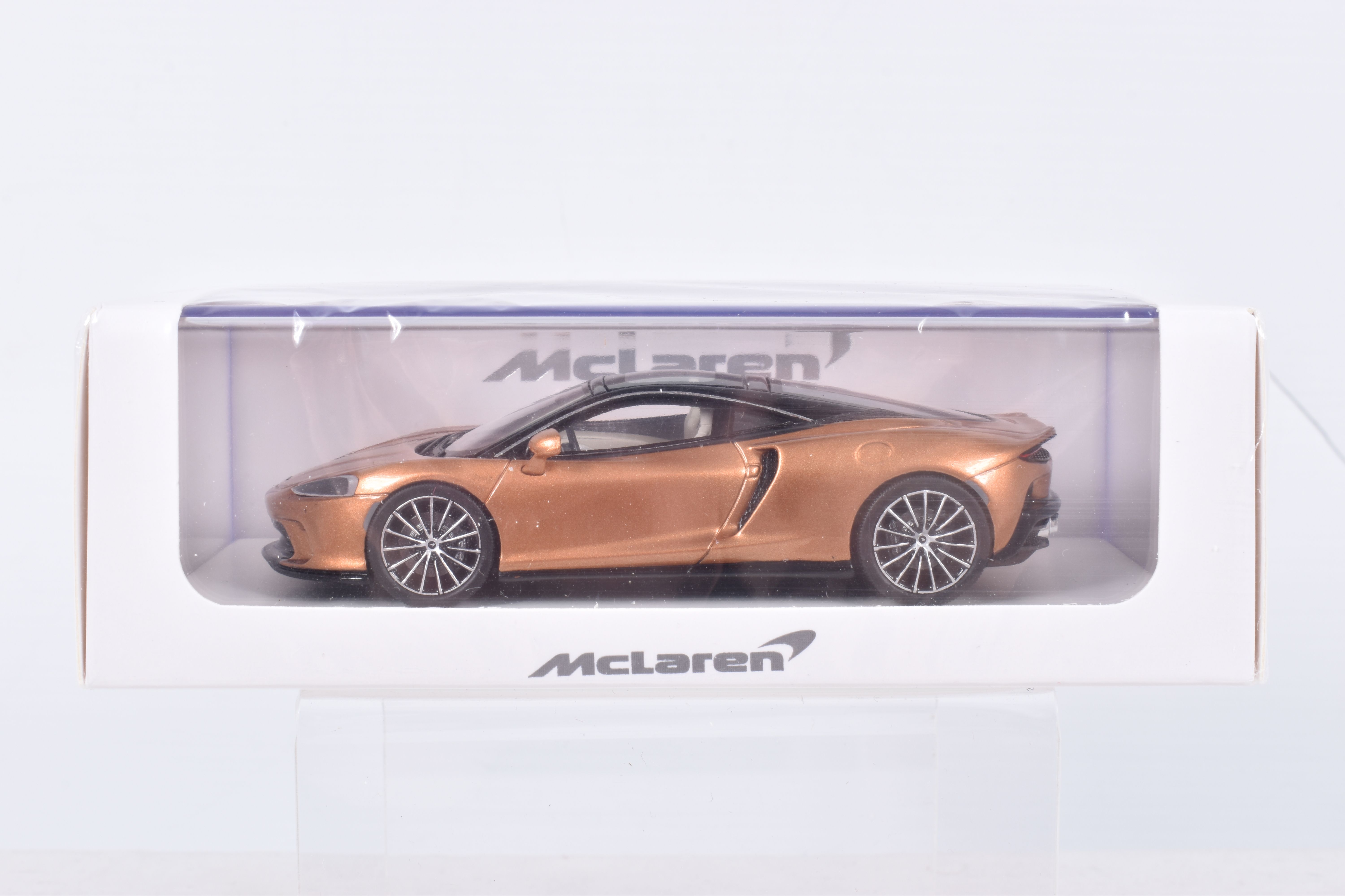 FIVE BOXED MCLAREN 1:43 SCALE MODELS to include a Welly McLaren GT in Bronze, a McLaren GT 2019 in - Image 3 of 17