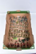 A QUANTITY OF BRITAINS DEETAIL, SUPER DEETAIL AND OTHER ASSORTED SOLDIER FIGURES AND ACCESSORIES,