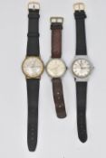 THREE GENTS WRISTWATCHES, to include a 'Timex' automatic, round silver dial signed 'Timex