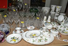 A GROUP OF CERAMICS AND GLASSWARE, comprising a quantity of Wedgwood 'Wild Strawberry' pattern
