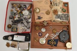 A BOX AND A WOODEN BOX OF MILITARY BADGES, OTHER METAL AND ENAMEL BADGES, NEEDLEWORK ACCESSORIES AND