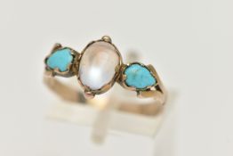 A YELLOW METAL MOONSTONE AND TURQUOISE THREE STONE RING, set with a central oval moonstone cabochon,