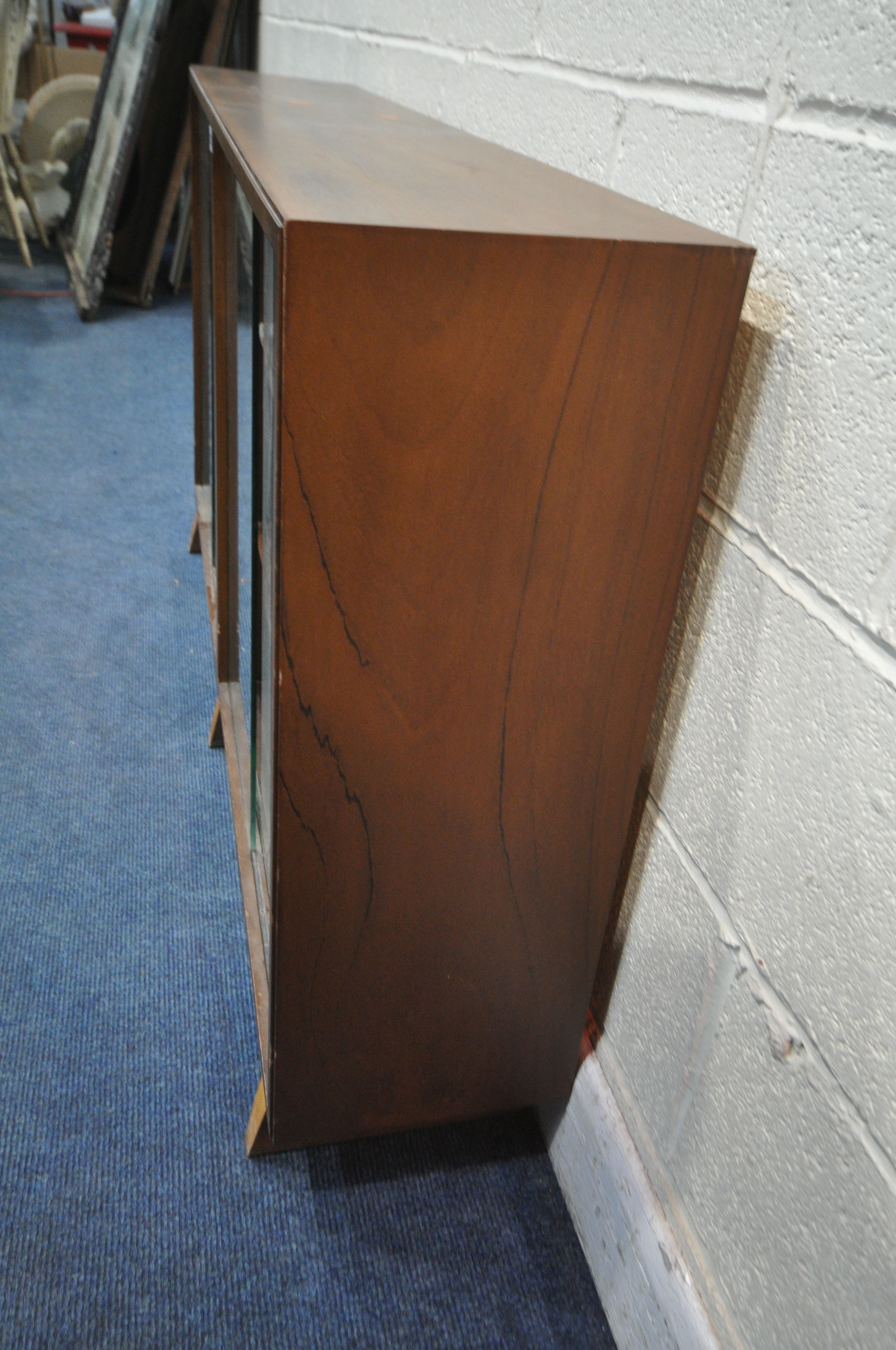 A MID CENTURY TEAK VANSON SIDE BY SIDE BOOKCASE, with a pair of double glazed sliding doors, - Image 4 of 6