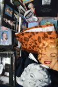 A COLLECTION OF MODERN MARILYN MONROE MEMORABILIA, to include sets of trading cards, photographs and