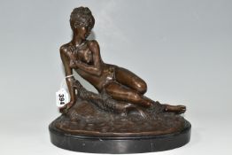 A MODERN BRONZE SCULPTURE, 'Young Woman Bathing' (after Mme. Leon Bertaux) on an oval marble plinth,
