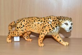 A BESWICK LEOPARD FIGURE, model number 1082, height 12cm (1) (Condition Report: crazing lines