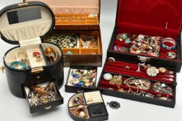 THREE JEWELLERY BOXES CONTAINING COSTUME JEWELLERY, to include three hinged compartmental