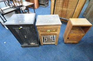 A 20TH CENTURY OAK DOUBLE LINENFOLD DOOR CABINET, width 54cm x depth 40cm x height 89cm, an oak