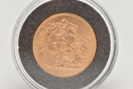 A FULL GOLD SOVEREIGN COIN 1918, (I) Bombay Mint George V, 1,294,372 mintage, 22ct, 22.05mm, 7.98