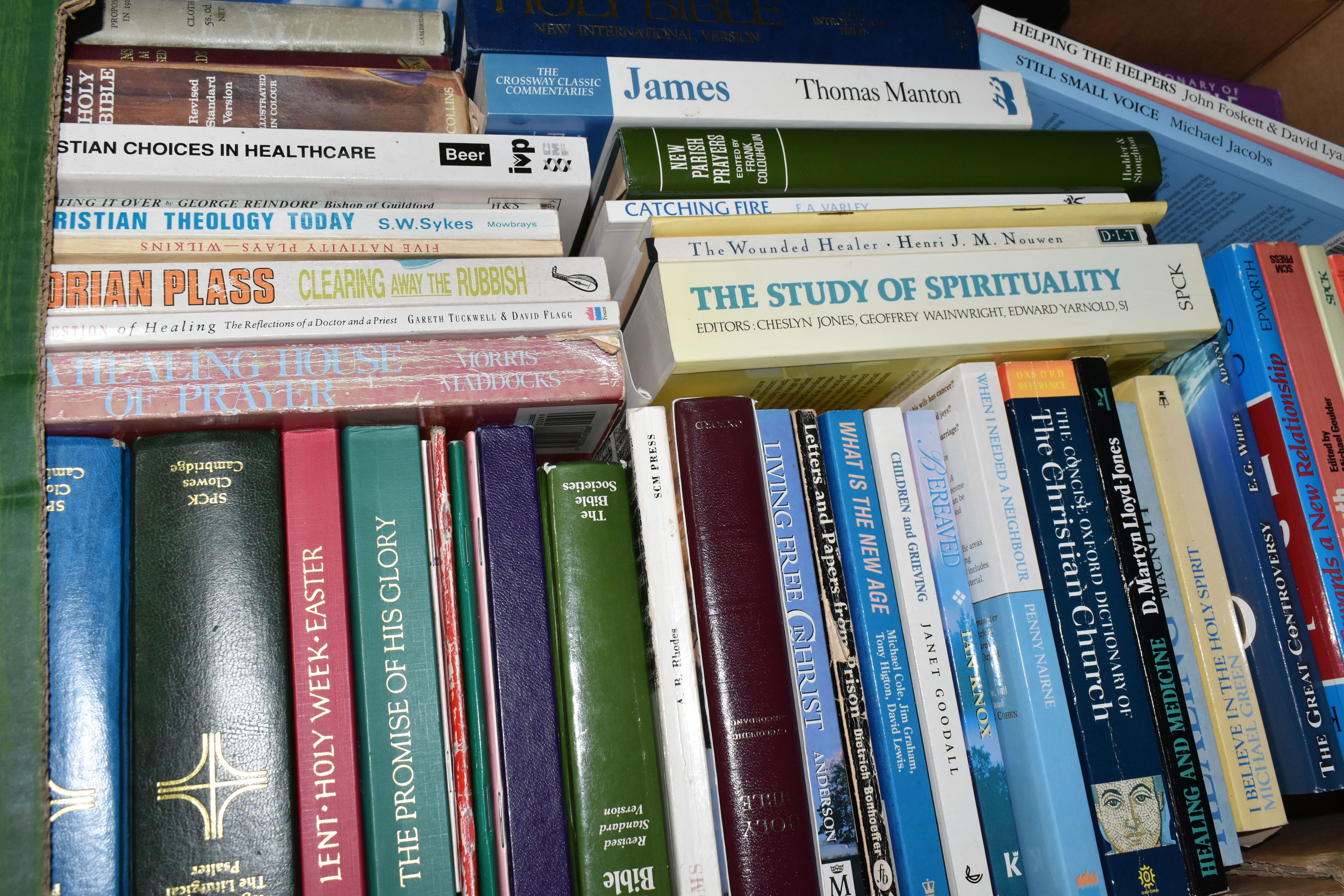 FIVE BOXES OF RELIGIOUS BOOKS / PAMPHLETS containing over 130 titles in hardback and paperback - Image 6 of 6