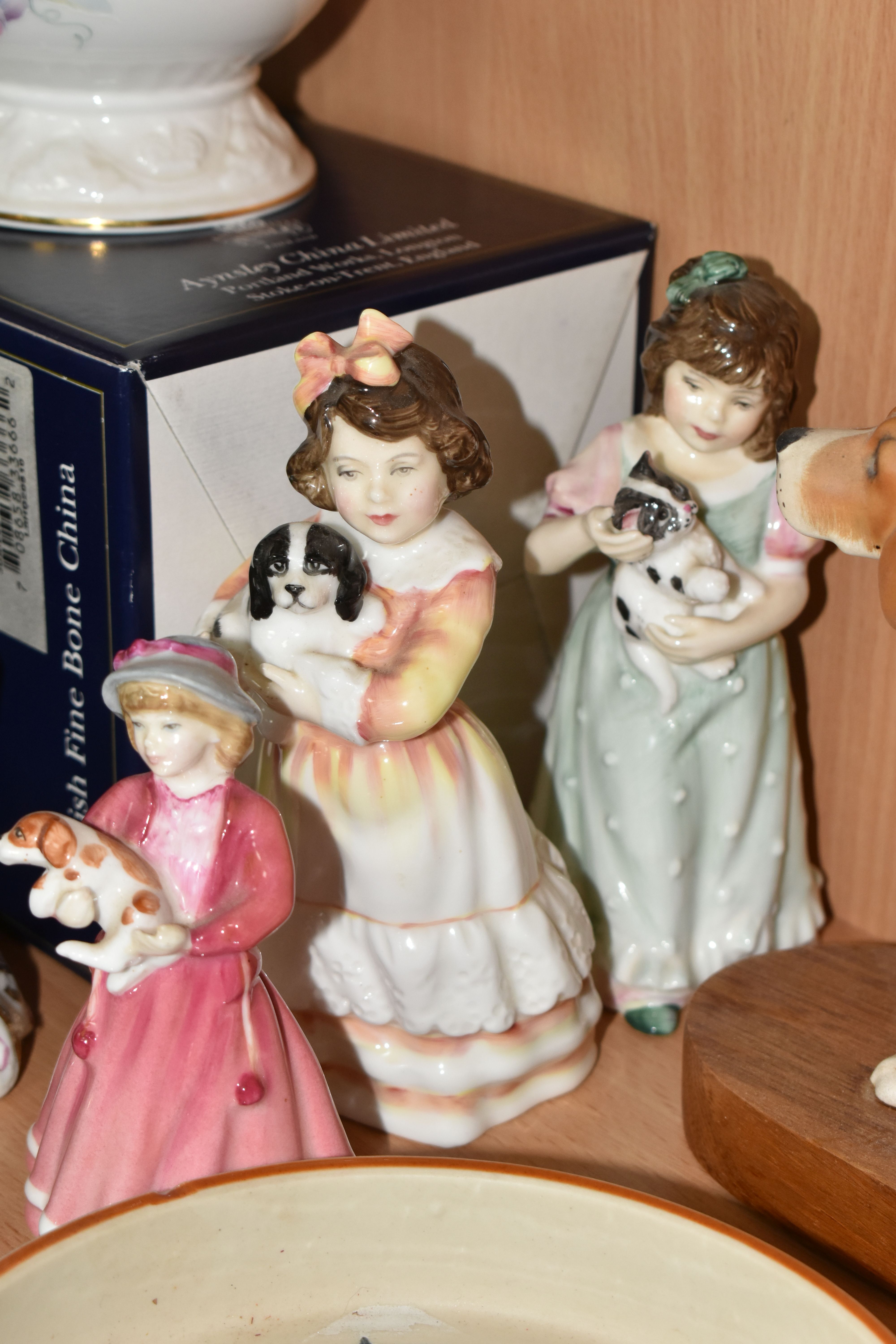 A GROUP OF CERAMICS, to include a Royal Doulton 'Special Friend' HN3607 figure of a boy and - Image 6 of 9