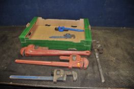 A TRAY CONTAINING RECORD AND OTHER STILSON PIPE WRENCHES including a Leader 24, a 24, two 18, a