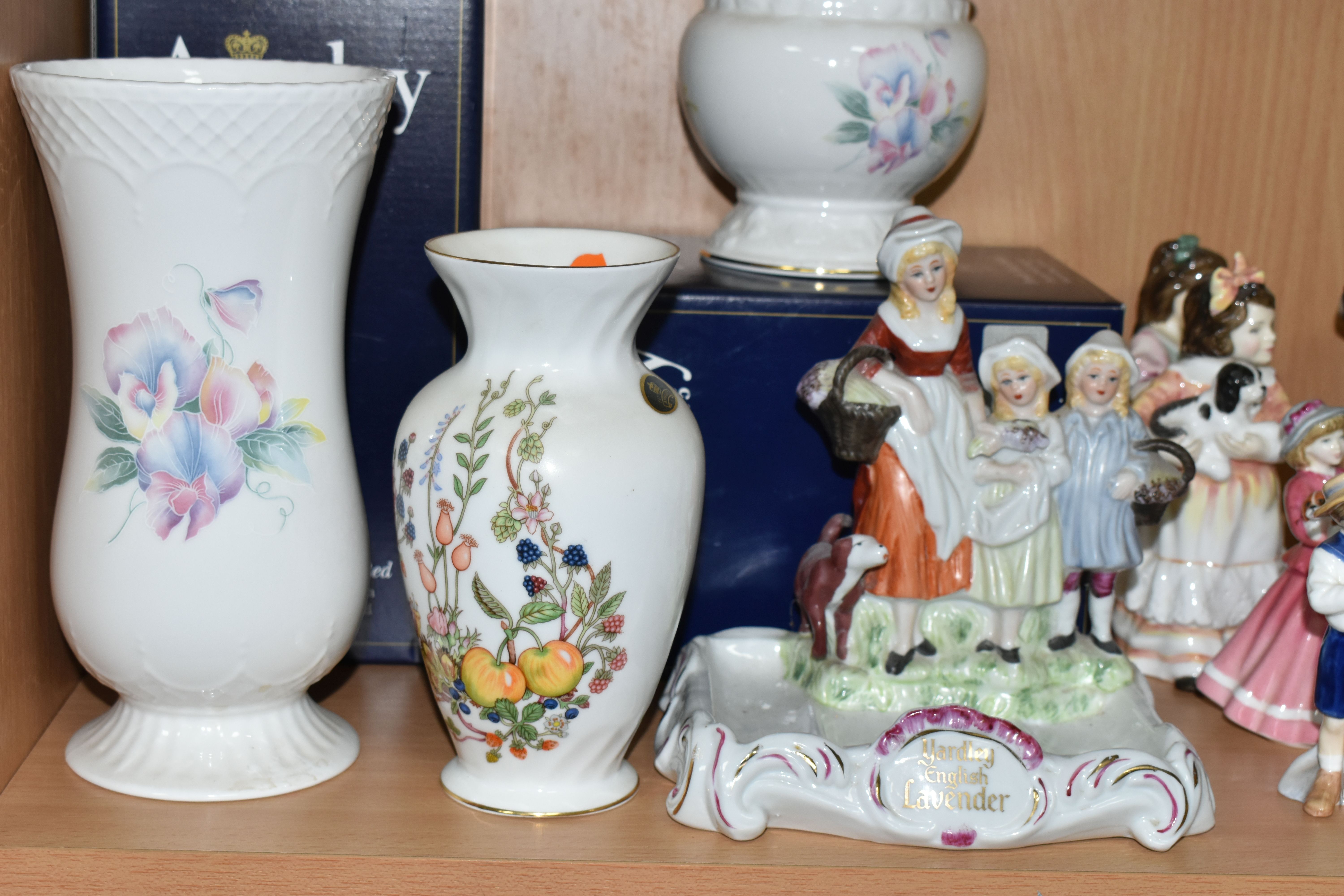 A GROUP OF CERAMICS, to include a Royal Doulton 'Special Friend' HN3607 figure of a boy and - Image 4 of 9