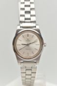A LADIES 'OMEGA GENEVE' WRISTWATCH WITH BOX AND PAPERS, round silvered dial signed 'Omega,