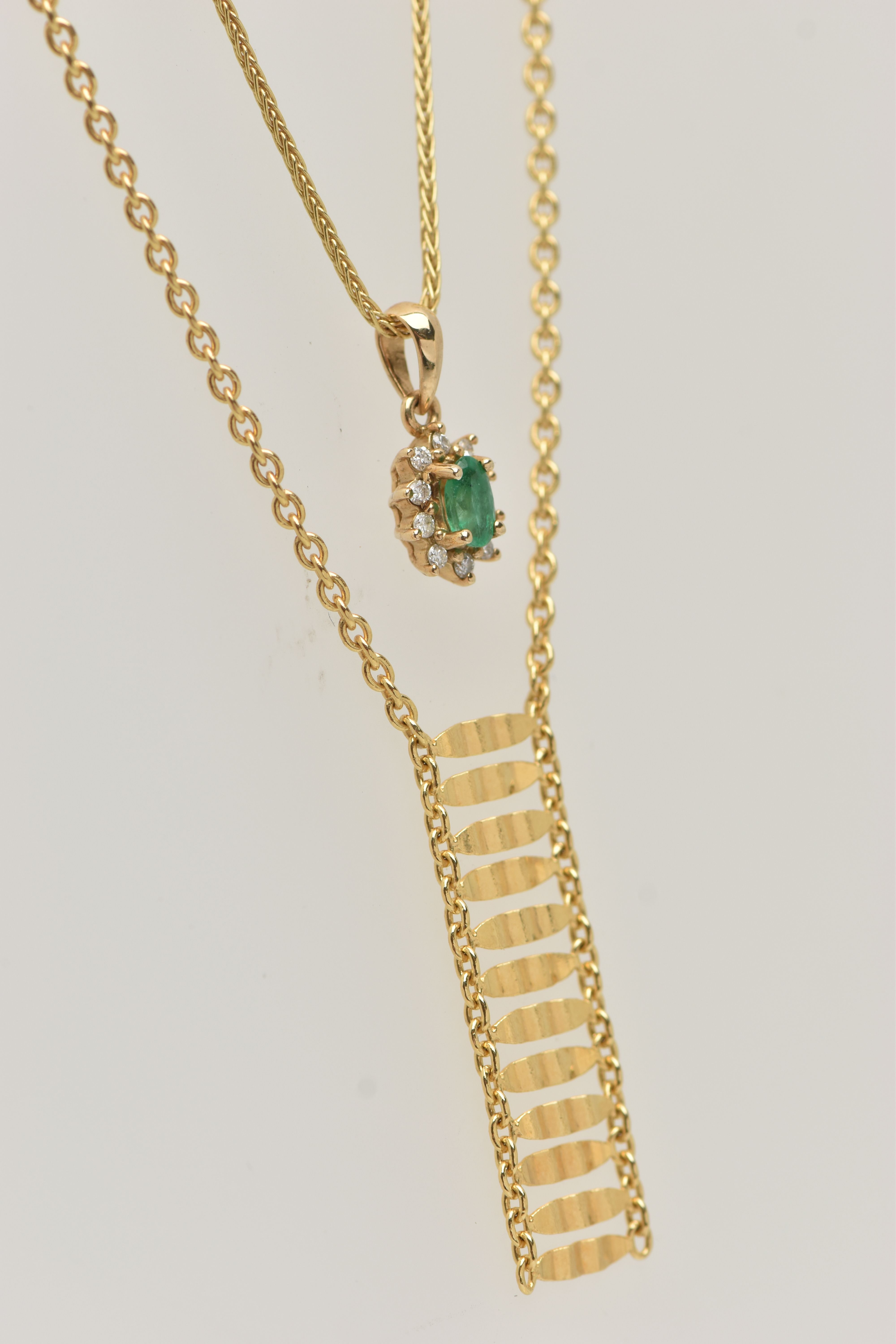 TWO 9CT GOLD PENDANT NECKLACES, the first with a textured style pendant fixed to a Rolo link chain - Image 4 of 5