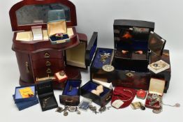 A SELECTION OF SILVER AND WHITE METAL JEWELLERY, JEWELLERY BOXES AND COSTUME JEWELLERY, to include a